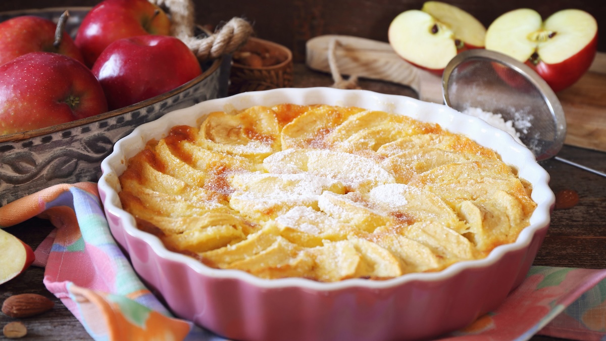 Clafoutis aux pommes et noisettes facile