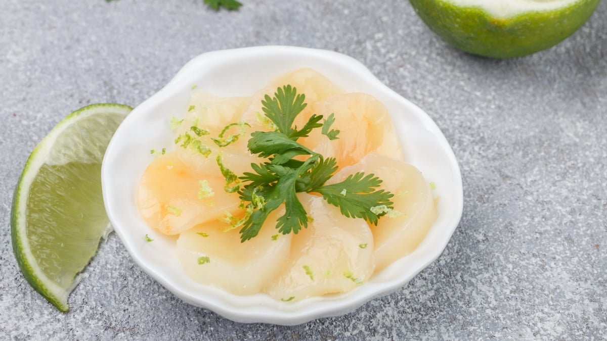 Carpaccio de Saint-Jacques à la mangue