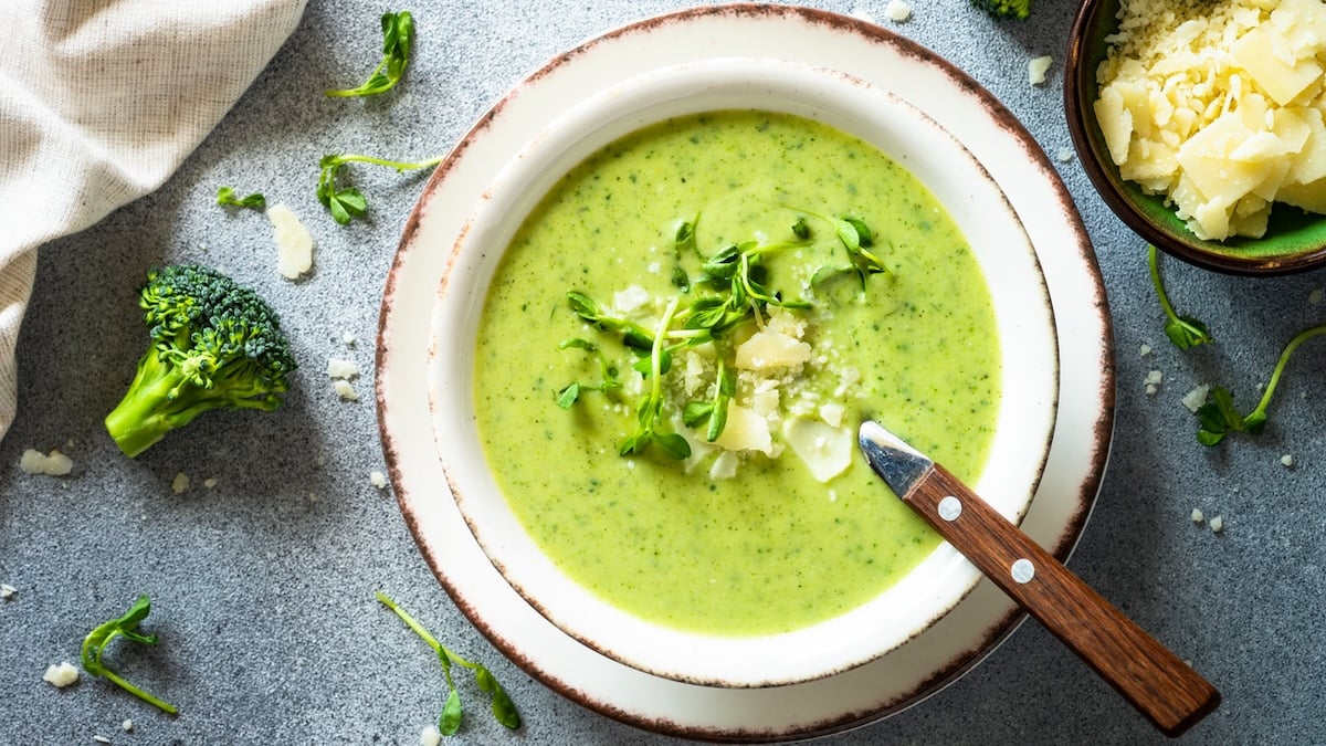 Velouté de brocolis au parmesan