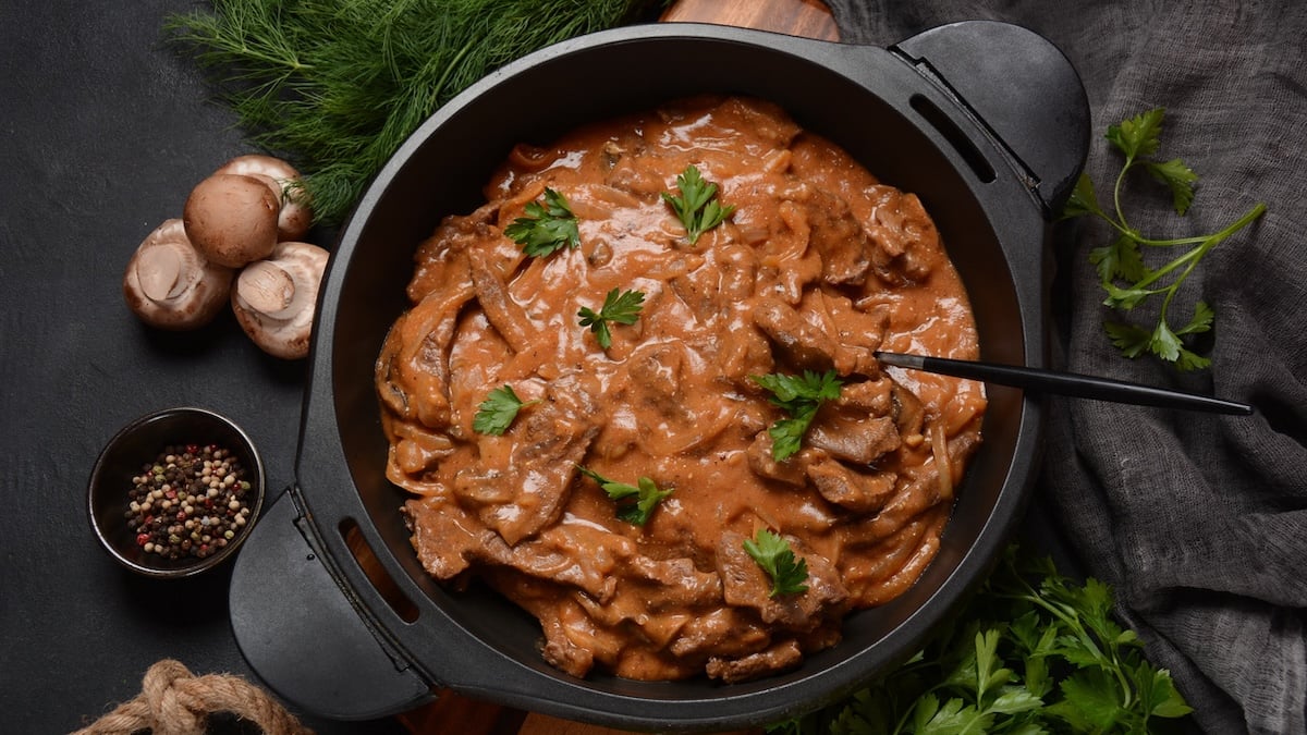 Boeuf Stroganov