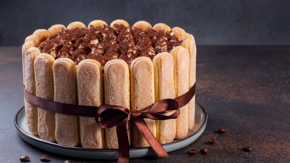 Une charlotte au chocolat légère pour terminer le repas sans culpabiliser et avec beaucoup de gourmandise !