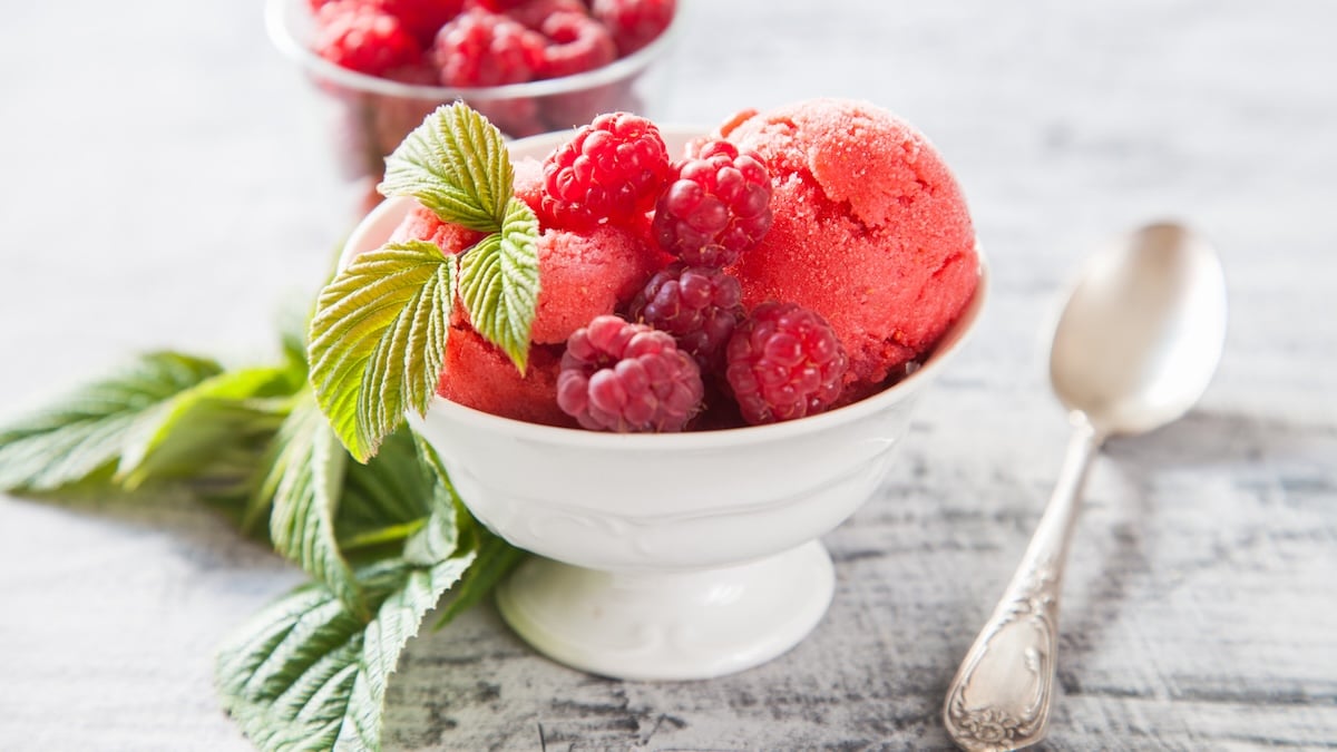 Sorbet aux framboises sans sorbetière