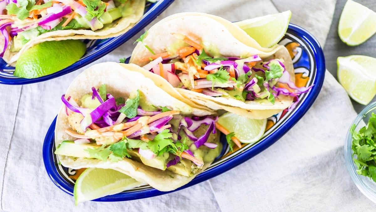 Fish tacos aux légumes croquants