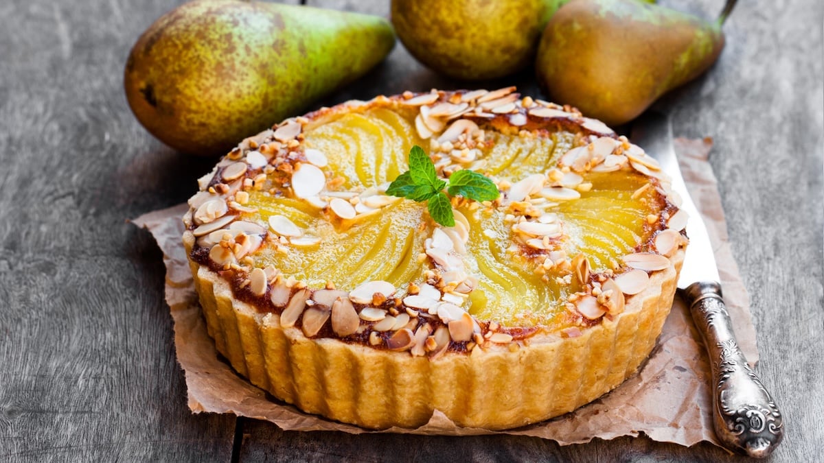 Tarte rustique aux poires et noix