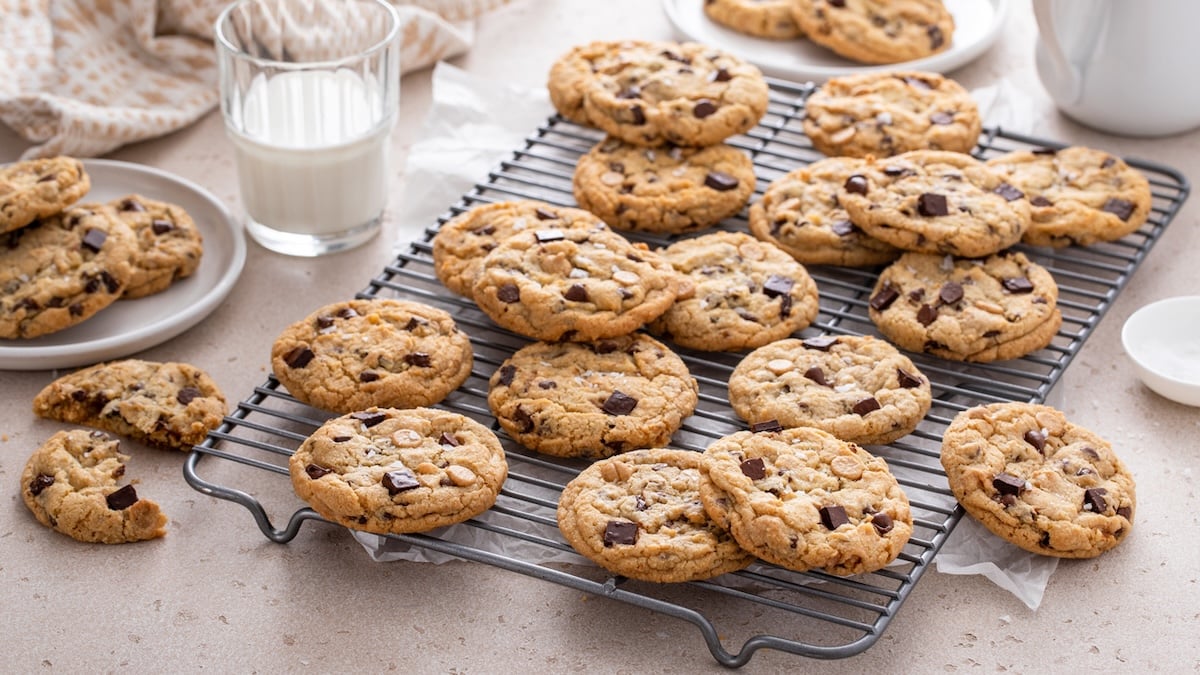 Cookies géants choco-noisette façon Bakery