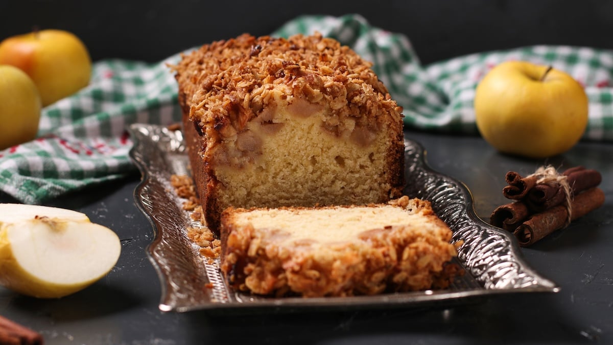 Crumb cake aux pommes et à la cannelle