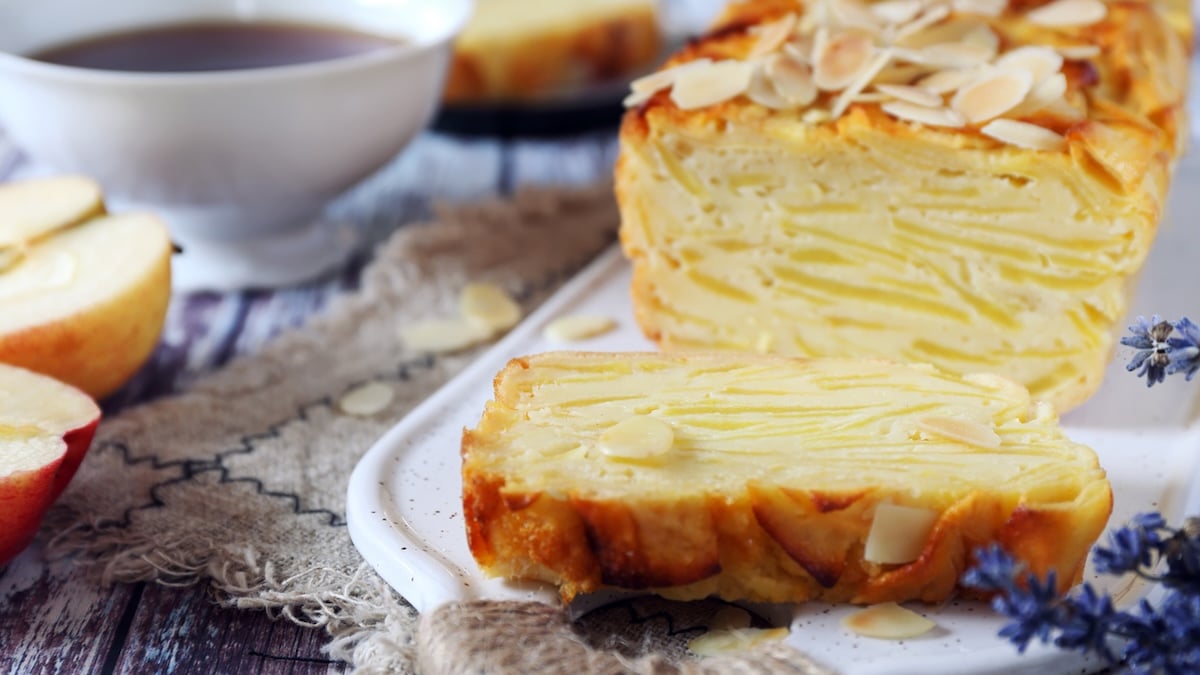 Gâteau invisible aux poires et à la vanille