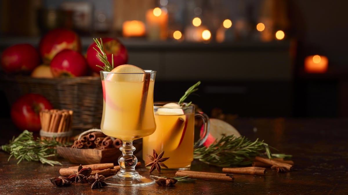Mocktail chaud à la poire, vanille et cannelle