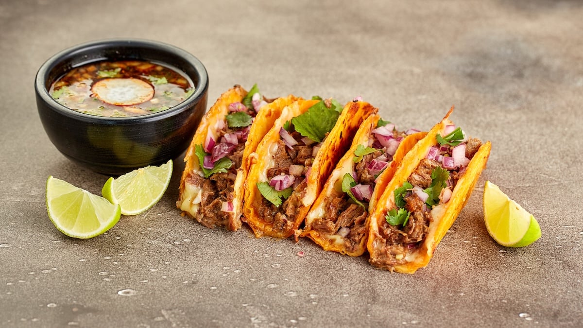 Tacos de boeuf effiloché façon birria