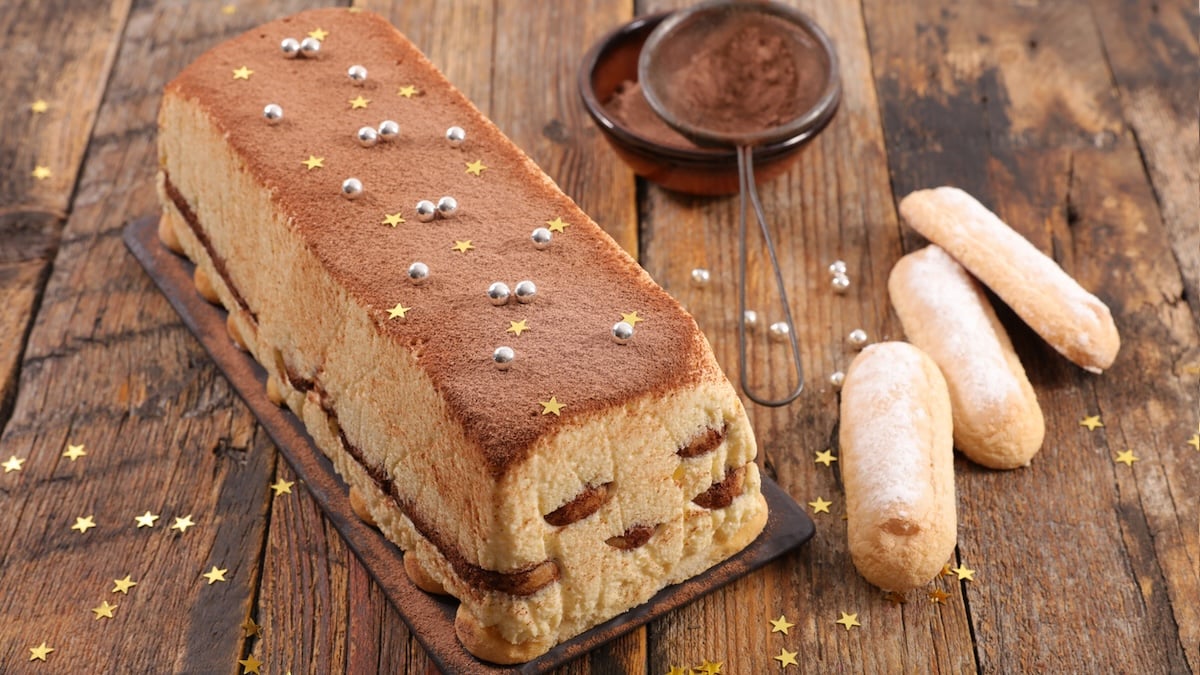 Bûche express sans cuisson façon tiramisu