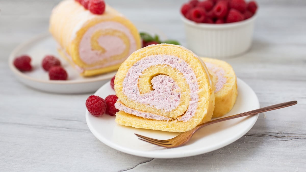 Bûche roulée vanille framboise : le dessert classique pour Noël super facile et rapide à faire