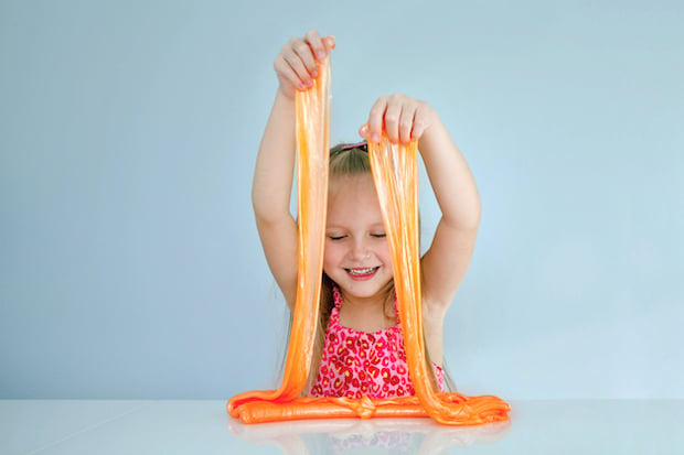 Slime maison : quels risques pour les enfants ?