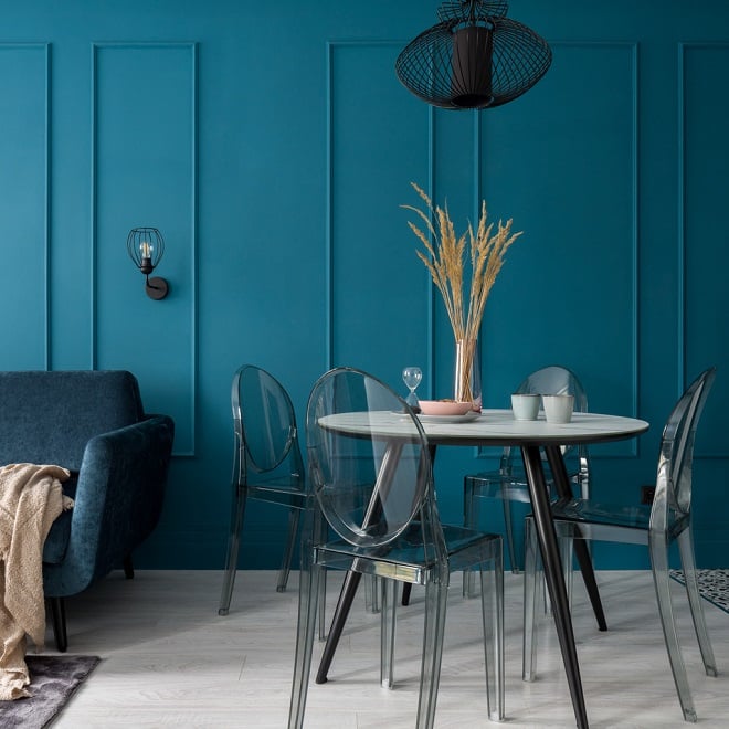 Bleu canard : 40 inspirations pour adopter la tendance du moment