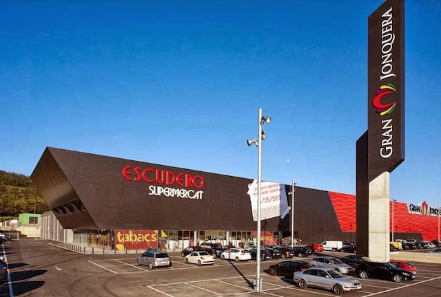 Le centre commercial Gran Jonquera (Espagne) 