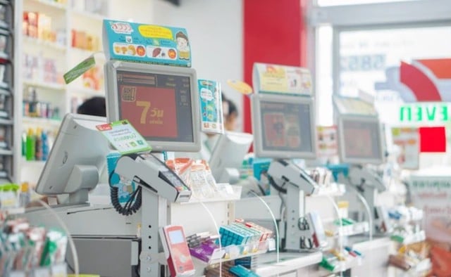 Une caisse dans une station-service 
