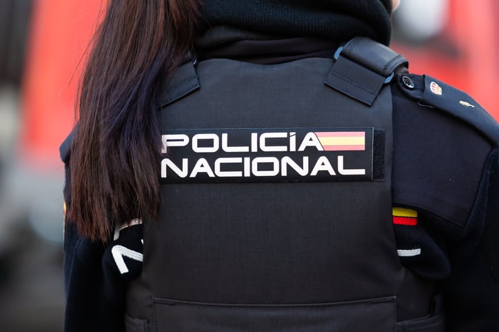 Une policière espagnole