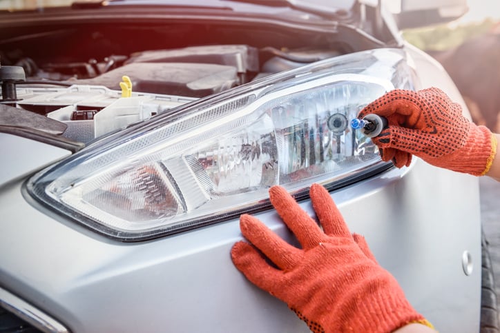 Une ampoule LED dans une voiture