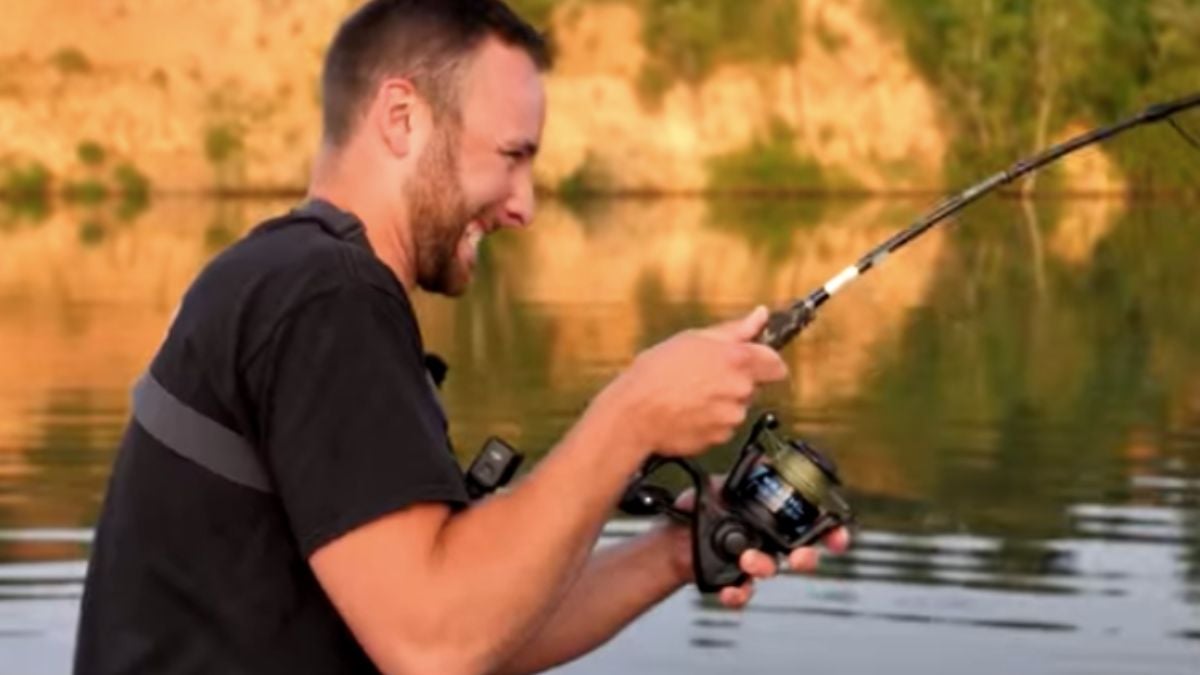 Matthieu Toc, un pêcheur ayant capturé un silure de 2,75m dans le Tarn