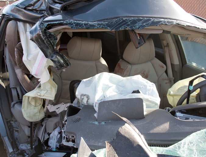Airbag déclenché dans une voiture accidentée