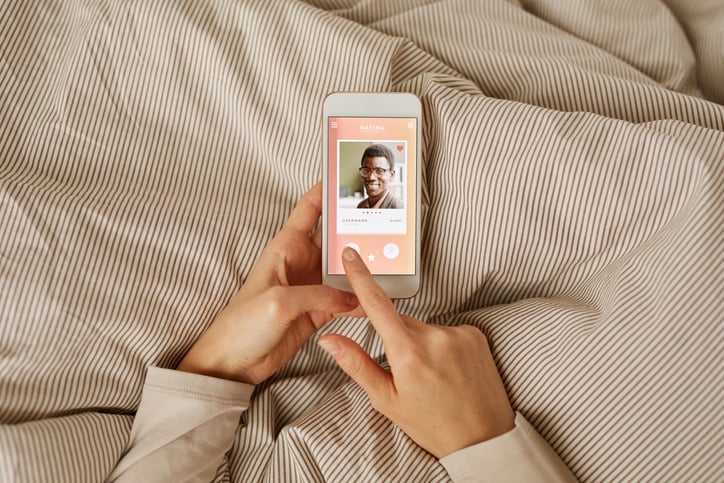 Une application de rencontres sur smartphone