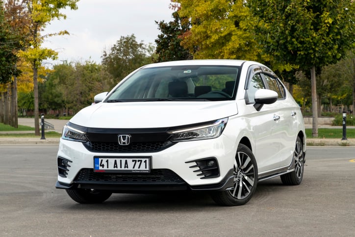 Une Honda