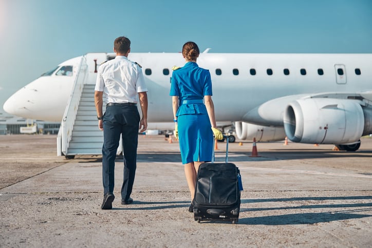 Les membres d'équipage d'un avion