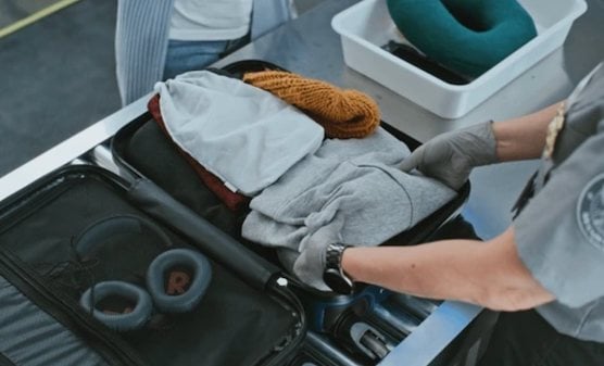 Contrôle des bagages 