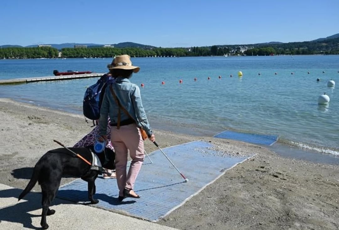 La plage inclusive d'Annecy