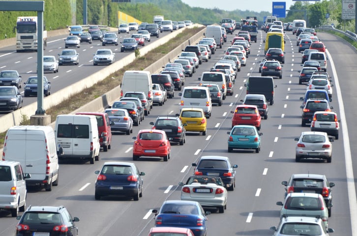 Des embouteillages sur la route