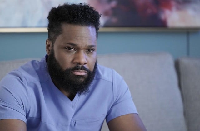 Malcolm-Jamal Warner dans la série The Resident