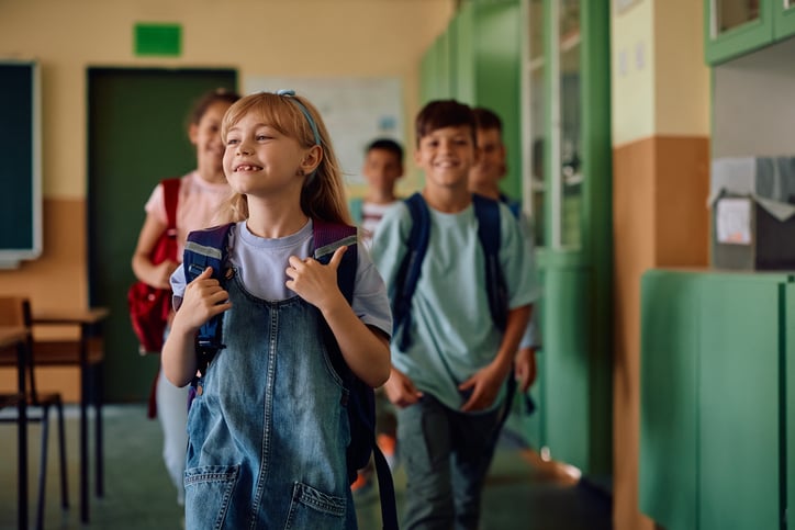 Des enfants à l'école
