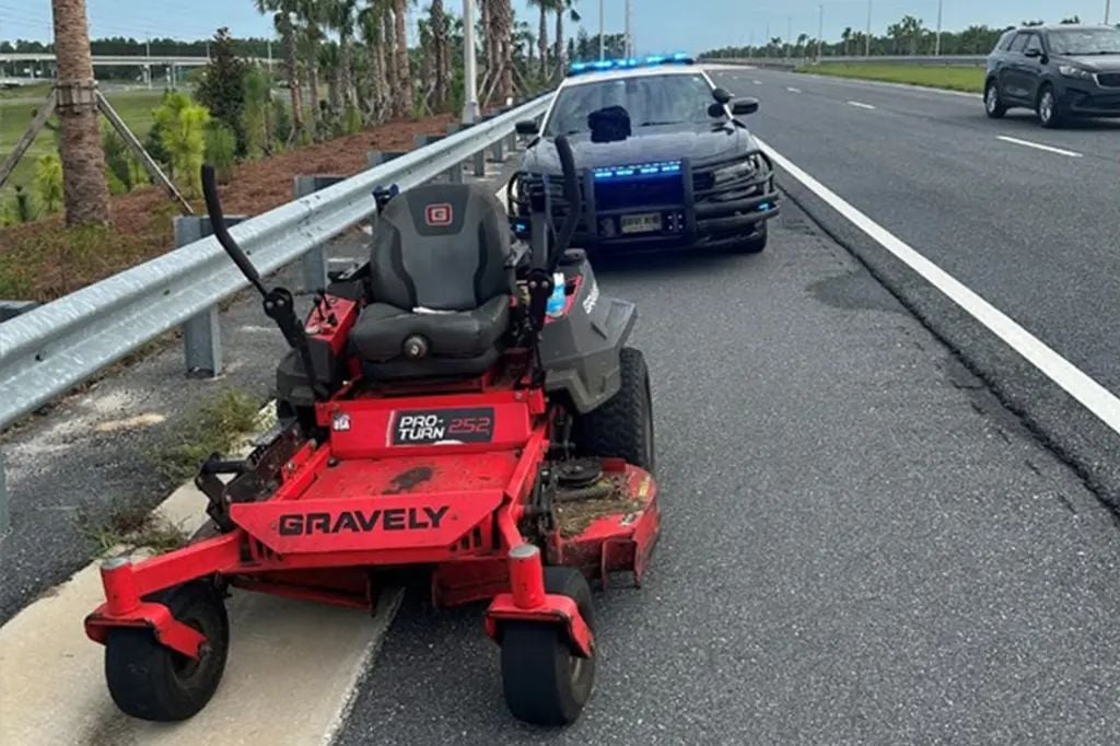 La tondeuse sur l'autoroute