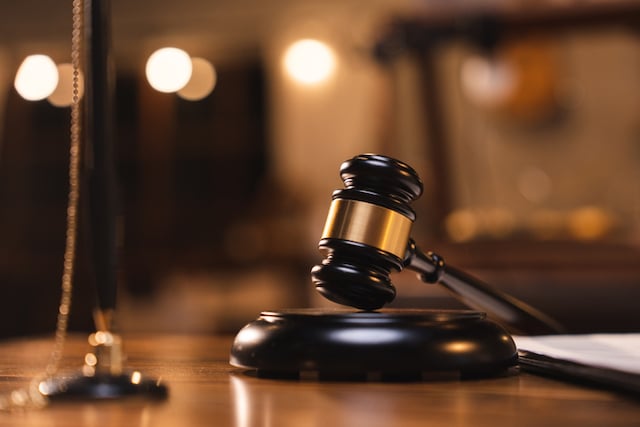 Tribunal 