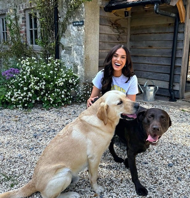 Vicky Pattison et ses deux chiens