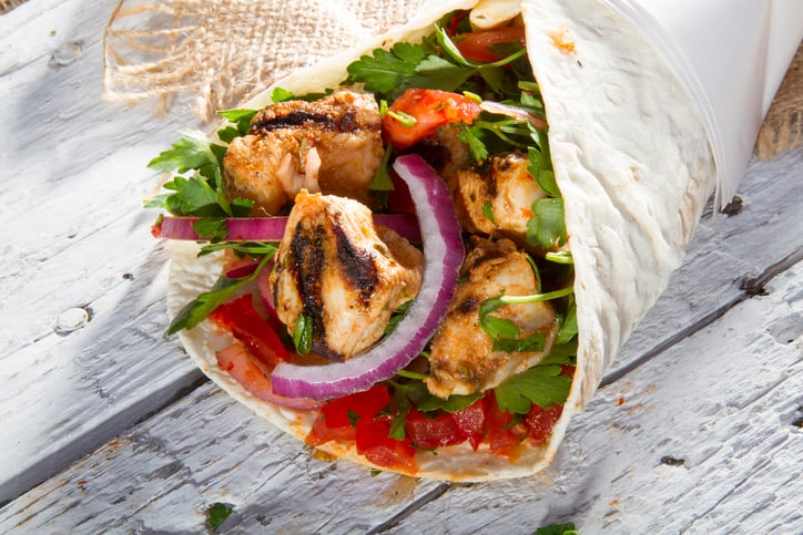 Un wrap au poulet