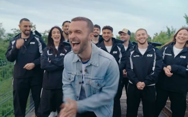 Squeezie et les youtubeurs participants