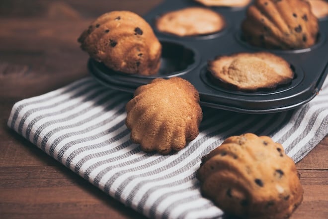Madeleines aux p&eacute;pites de chocolat
