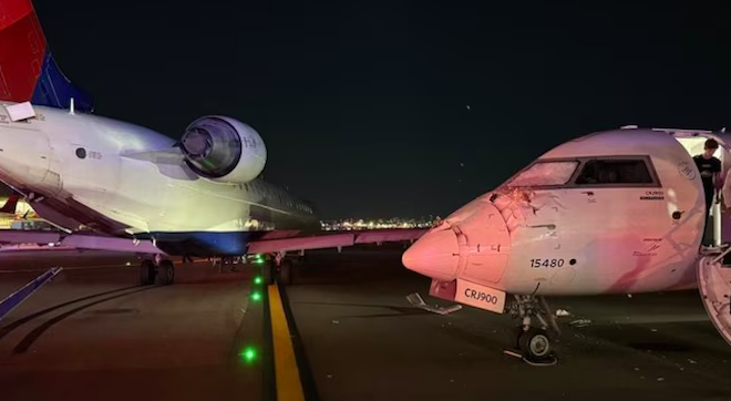 Collision de deux avions à New York