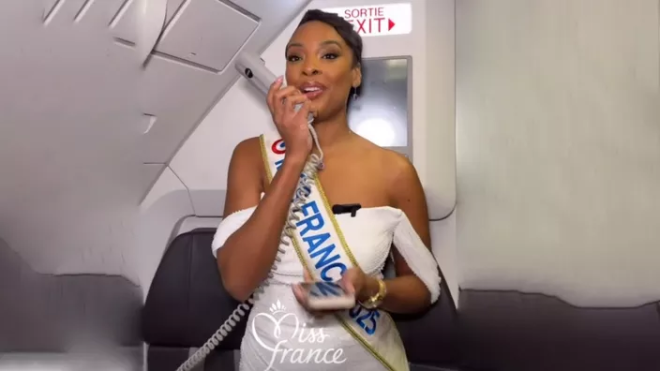 Miss France hôtesse de l'air