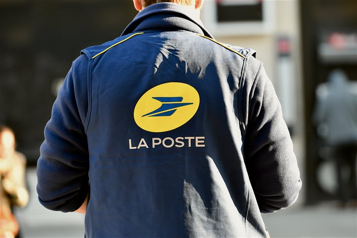 Un employé de La Poste