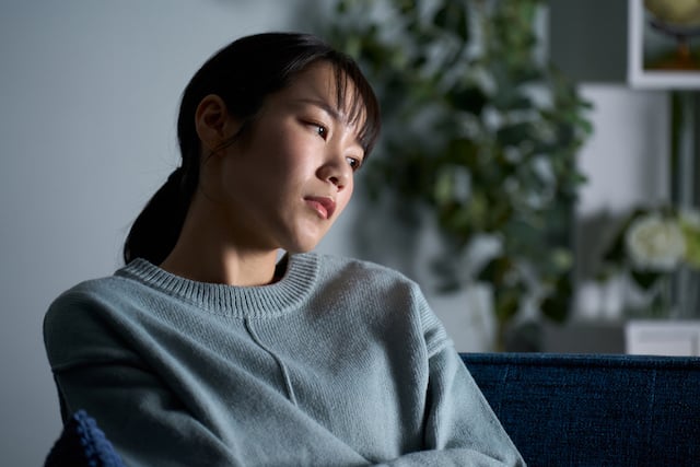 Une femme d'origine asiatique 
