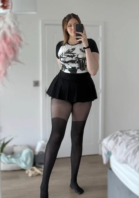 Katie Woolls 