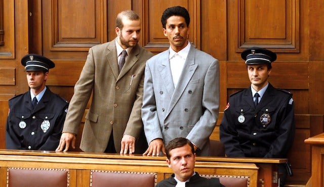 Sc&egrave;ne tir&eacute;e du film Omar m'a tuer