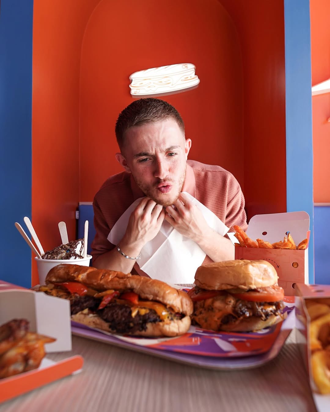 Michou et les burgers Mealy