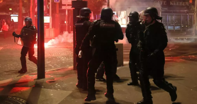 Des policiers