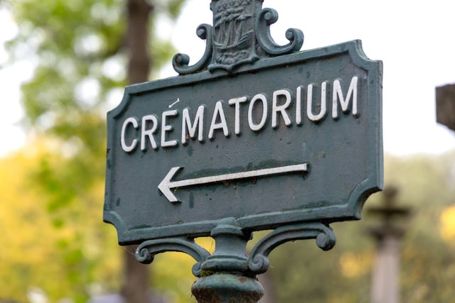 Panneau cr&eacute;matorium