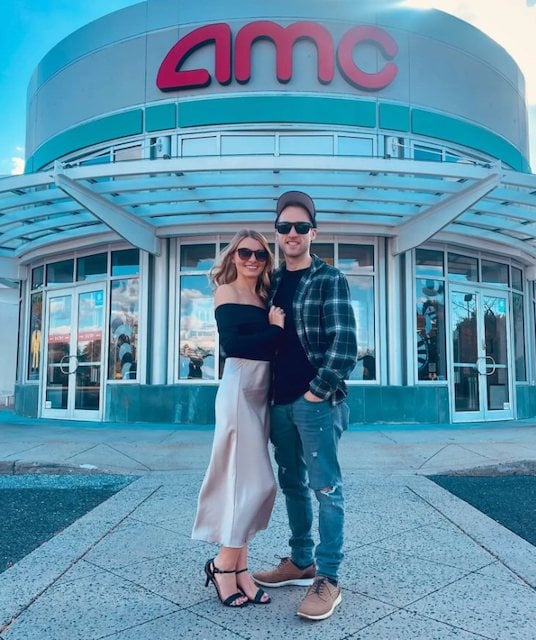 Le YouTubeur Jesse Ridgway et son &eacute;pouse Ashley
