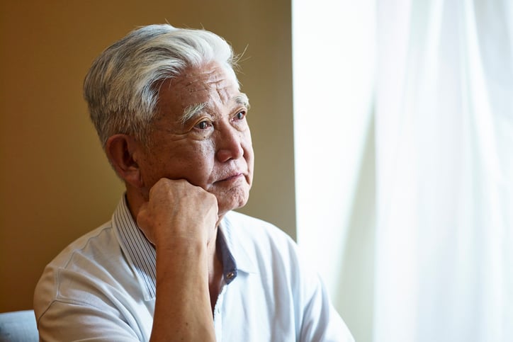 Un homme souffrant de la solitude, en Chine