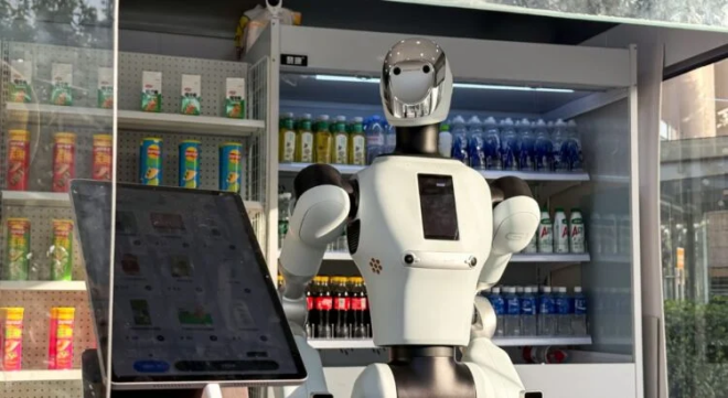 Un robot dans une sup&eacute;rette