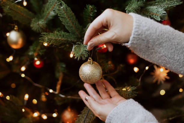 Installer ses décorations de Noël tôt nous rendrait plus heureux !